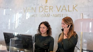 This is how our Front Office Agents make a stay at Van der Valk Hotel Amsterdam - Amstel extra special