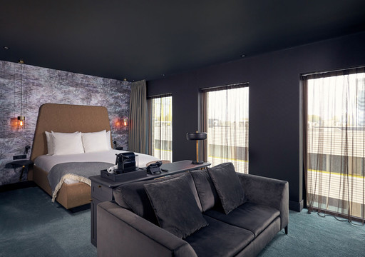Suite